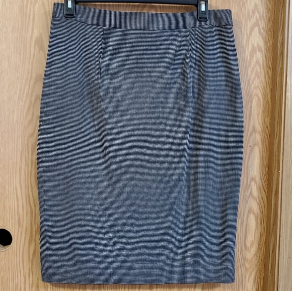 Banana Republic bi-stretch pencil skirt black/white dot size 14 cotton blend - Picture 6 of 11